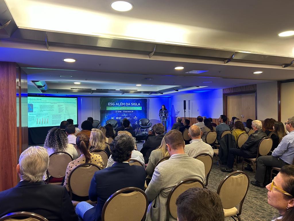 Management Solutions participa en el evento celebrado por ACREFI, presentando la "Gestión del Riesgo Climático"