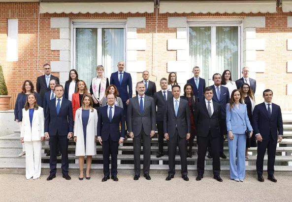 His Majesty King Felipe VI receives a group of partners representing Management Solutions