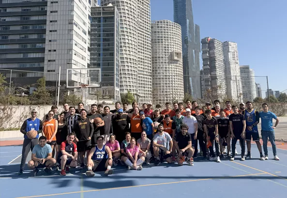 Torneo mixto de baloncesto en México